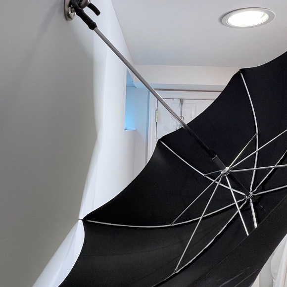 Saks 5th Ave Umbrella Bag Rare Vintage Like New - Picture 8 of 9